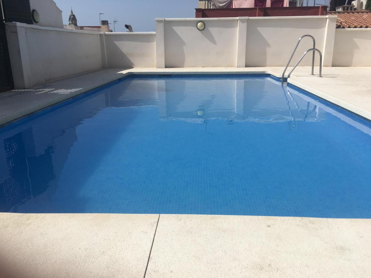 マラガPool And Garage Old Townアパートメント エクステリア 写真